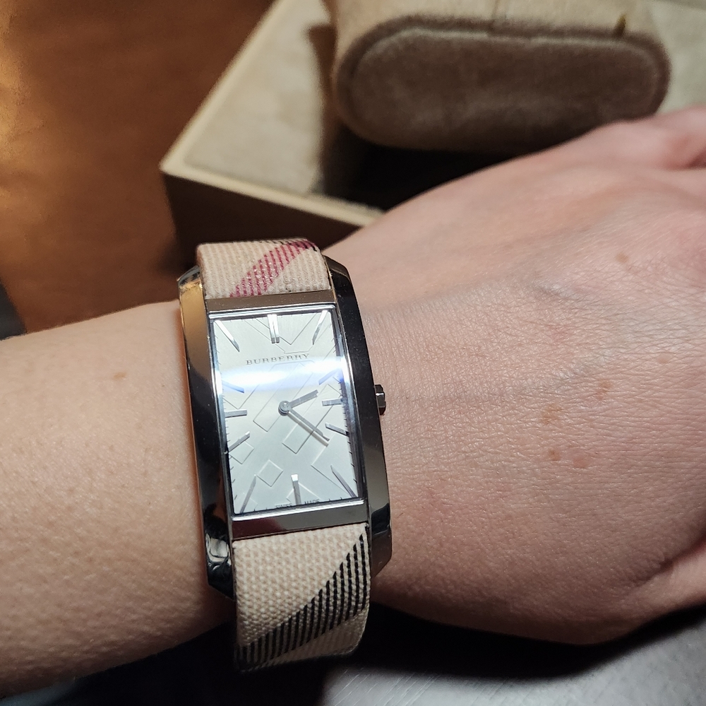 Burberry Heritage women's wstch